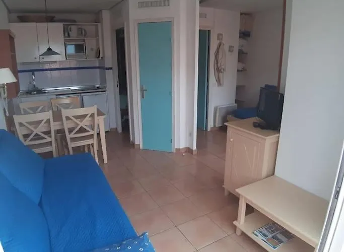 Apartmán Joli 2 Pieces Vue Parking Clim 50m *