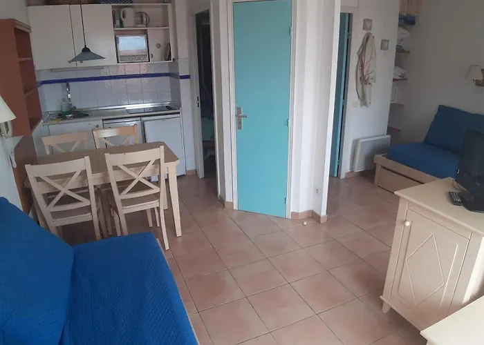 Apartmán Joli 2 Pieces Vue Parking Clim 50m *