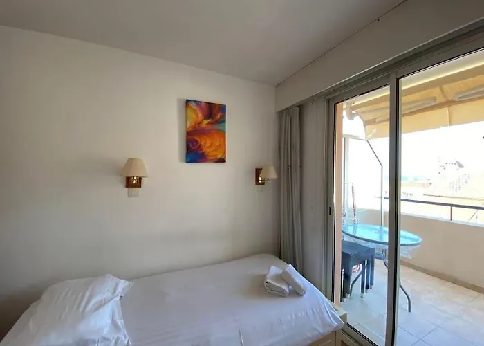 Joli 2 Pieces Vue Parking Clim 50m