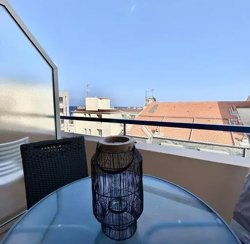 Joli 2 Pieces Vue Parking Clim 50m Apartment *